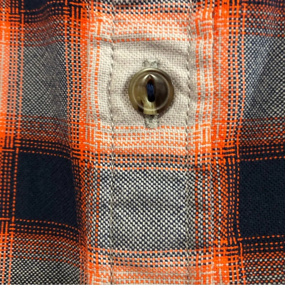 The North Face Short Sleeve Plaid Shirt Men’s Size S